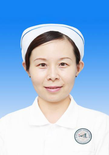 何朋芝