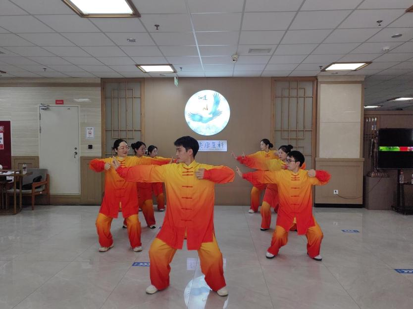 4.png 4.png